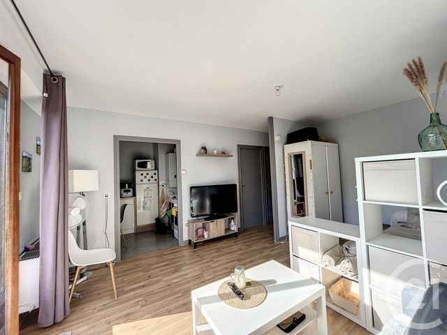 Appartement F1 &agrave; vendre - 1 pi&egrave;ce - 30,49 m2 - Riom - 63 - AUVERGNE