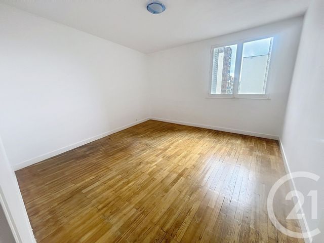 Appartement F2 &agrave; louer - 2 pi&egrave;ces - 54,90 m2 - Clermont Ferrand - 63 - AUVERGNE