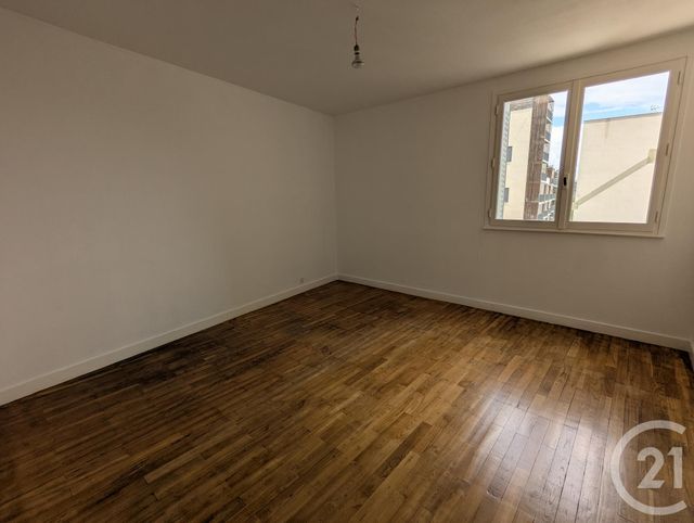 Appartement F2 &agrave; louer - 2 pi&egrave;ces - 54,90 m2 - Clermont Ferrand - 63 - AUVERGNE