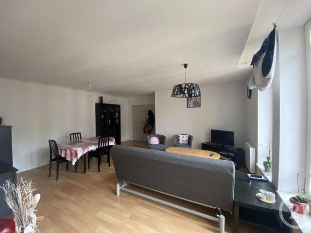 Appartement F3 &agrave; louer - 3 pi&egrave;ces - 82,24 m2 - Chatelguyon - 63 - AUVERGNE