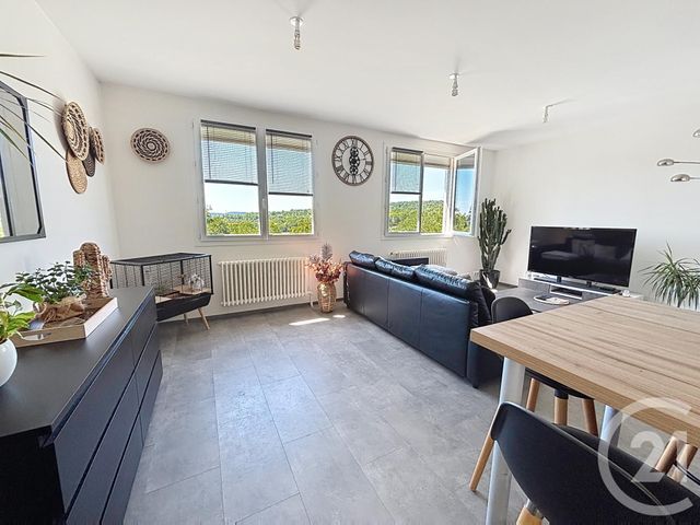 Maison &agrave; vendre - 5 pi&egrave;ces - 92,53 m2 - Chatel Guyon - 63 - AUVERGNE