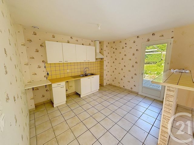Maison &agrave; louer - 4 pi&egrave;ces - 86,59 m2 - Chateaugay - 63 - AUVERGNE