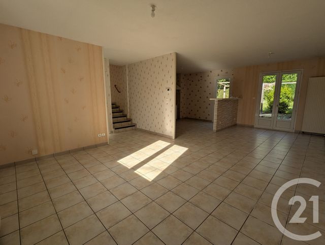 Maison &agrave; louer - 4 pi&egrave;ces - 86,59 m2 - Chateaugay - 63 - AUVERGNE
