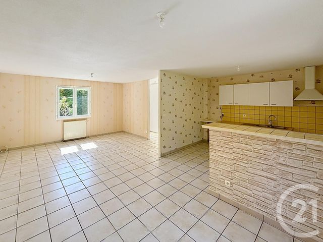 Maison &agrave; louer - 4 pi&egrave;ces - 86,59 m2 - Chateaugay - 63 - AUVERGNE