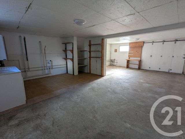 Maison &agrave; louer - 4 pi&egrave;ces - 86,59 m2 - Chateaugay - 63 - AUVERGNE