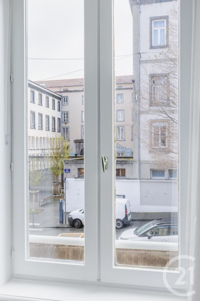 Appartement Studio &agrave; louer - 1 pi&egrave;ce - 20,45 m2 - Clermont Ferrand - 63 - AUVERGNE