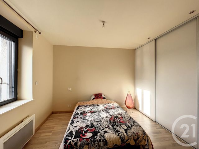 Maison &agrave; louer - 4 pi&egrave;ces - 100,55 m2 - St Ignat - 63 - AUVERGNE