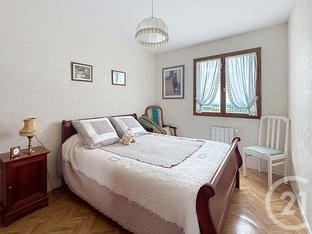Maison &agrave; vendre - 8 pi&egrave;ces - 160 m2 - Chatel Guyon - 63 - AUVERGNE