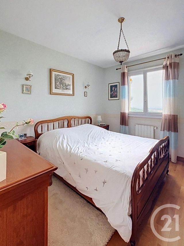 Maison &agrave; vendre - 8 pi&egrave;ces - 160 m2 - Chatel Guyon - 63 - AUVERGNE
