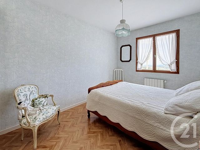 Maison &agrave; vendre - 8 pi&egrave;ces - 160 m2 - Chatel Guyon - 63 - AUVERGNE