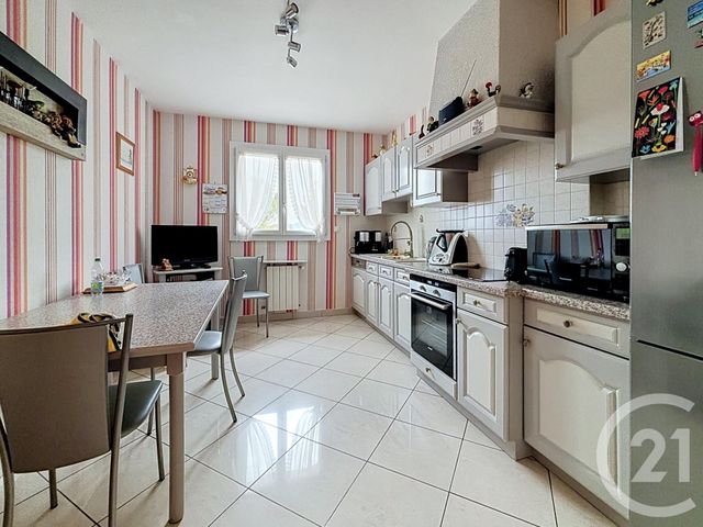 Maison &agrave; vendre - 8 pi&egrave;ces - 160 m2 - Chatel Guyon - 63 - AUVERGNE