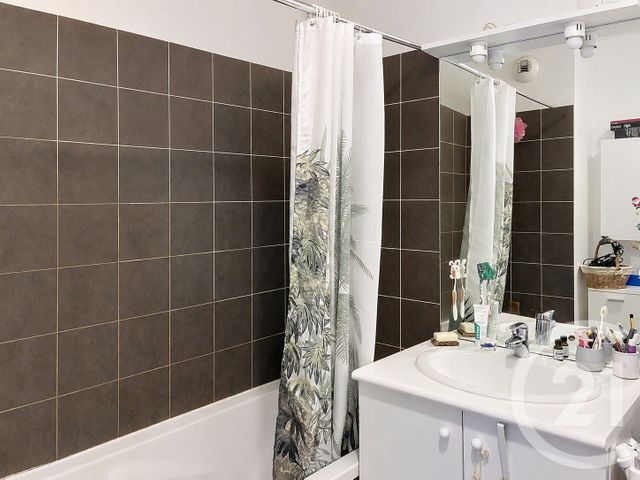 Appartement F4 &agrave; vendre - 4 pi&egrave;ces - 80,07 m2 - Riom - 63 - AUVERGNE