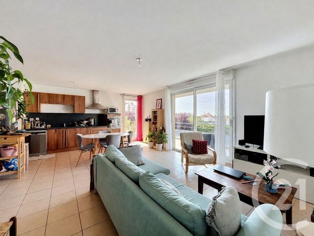 Appartement F4 &agrave; vendre - 4 pi&egrave;ces - 80,07 m2 - Riom - 63 - AUVERGNE
