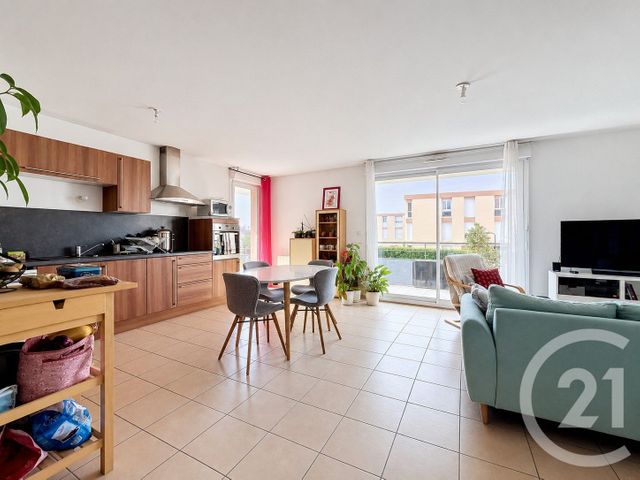Appartement F4 &agrave; vendre - 4 pi&egrave;ces - 80,07 m2 - Riom - 63 - AUVERGNE