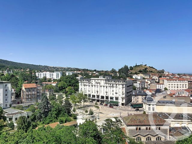 Appartement F3 &agrave; louer - 3 pi&egrave;ces - 77,30 m2 - Chatelguyon - 63 - AUVERGNE