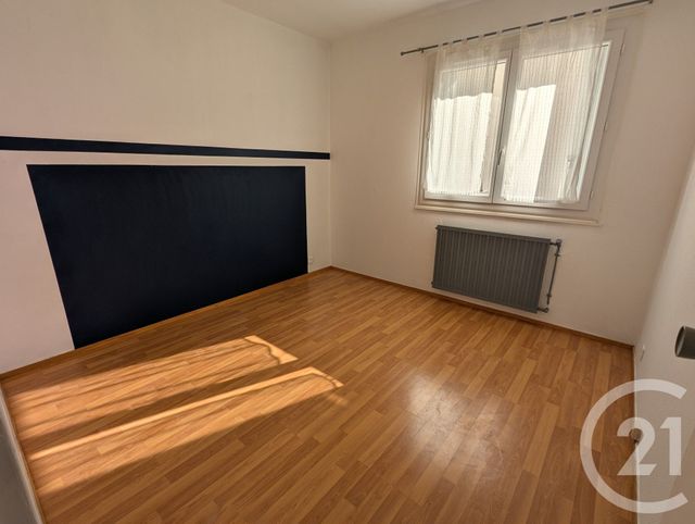 Appartement F2 &agrave; louer - 2 pi&egrave;ces - 50,24 m2 - Clermont Ferrand - 63 - AUVERGNE