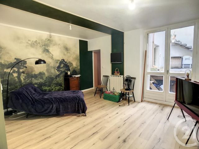 Appartement F2 &agrave; louer - 2 pi&egrave;ces - 47 m2 - Riom - 63 - AUVERGNE