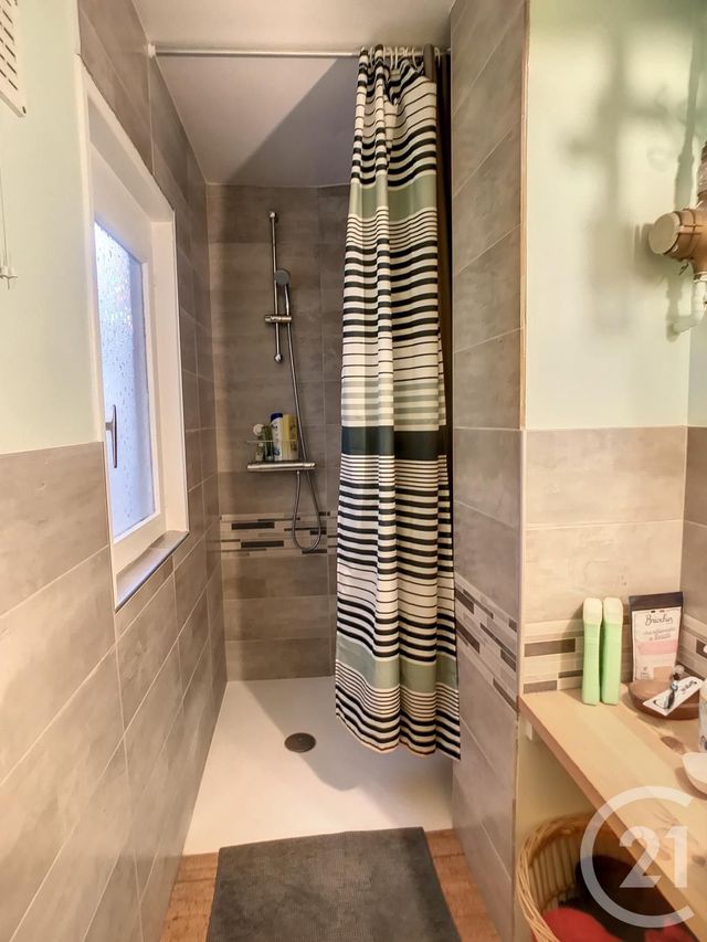 Appartement F2 &agrave; louer - 2 pi&egrave;ces - 47 m2 - Riom - 63 - AUVERGNE
