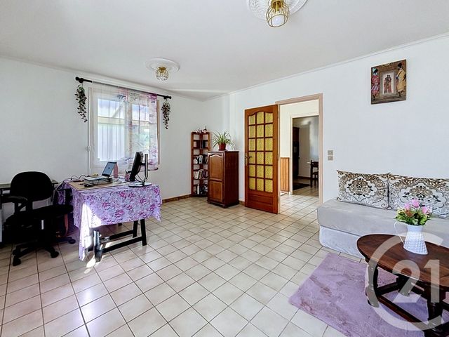 Maison &agrave; vendre - 4 pi&egrave;ces - 82,60 m2 - Mozac - 63 - AUVERGNE