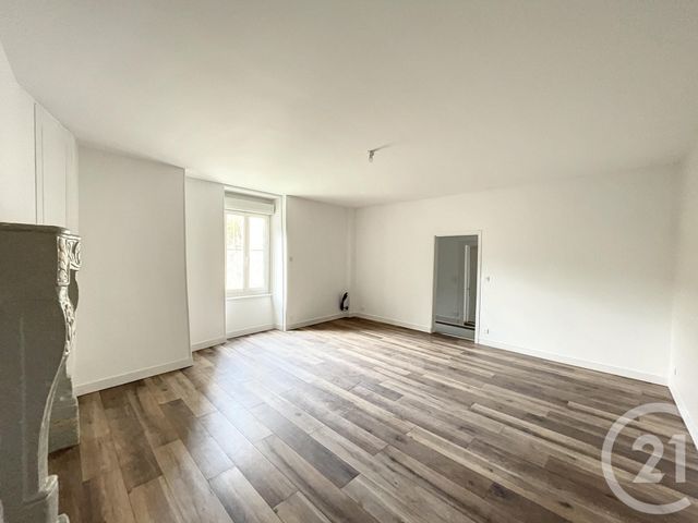 Appartement F4 &agrave; louer - 4 pi&egrave;ces - 106,36 m2 - Veyre Monton - 63 - AUVERGNE