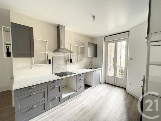 Appartement F4 &agrave; louer - 4 pi&egrave;ces - 106,36 m2 - Veyre Monton - 63 - AUVERGNE