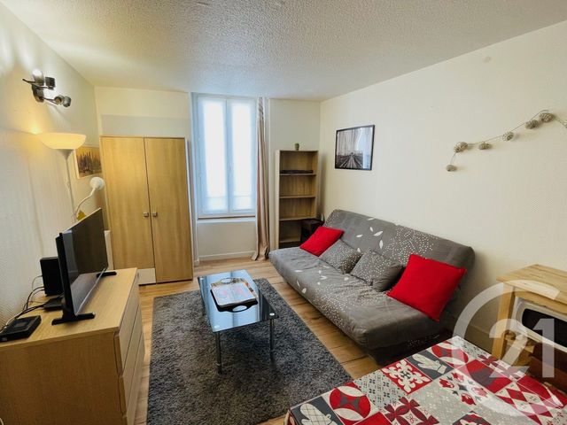 Appartement Studio &agrave; louer - 1 pi&egrave;ce - 17,06 m2 - Riom - 63 - AUVERGNE