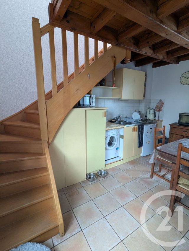Maison &agrave; louer - 2 pi&egrave;ces - 30,30 m2 - Riom - 63 - AUVERGNE