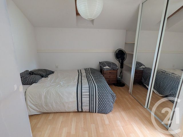 Maison &agrave; louer - 2 pi&egrave;ces - 30,30 m2 - Riom - 63 - AUVERGNE