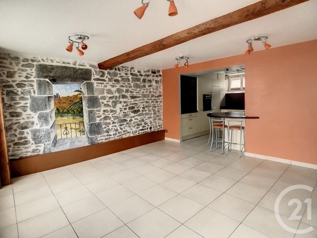 Maison &agrave; louer - 4 pi&egrave;ces - 115 m2 - Chateaugay - 63 - AUVERGNE