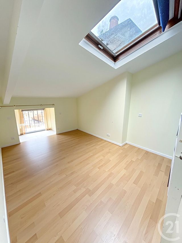 Appartement F4 &agrave; vendre - 4 pi&egrave;ces - 60 m2 - Riom - 63 - AUVERGNE