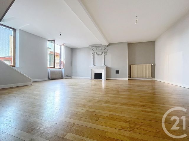 Maison &agrave; vendre - 7 pi&egrave;ces - 217,30 m2 - Mozac - 63 - AUVERGNE