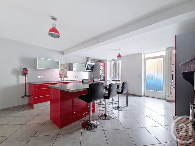 Maison &agrave; vendre - 7 pi&egrave;ces - 217,30 m2 - Mozac - 63 - AUVERGNE