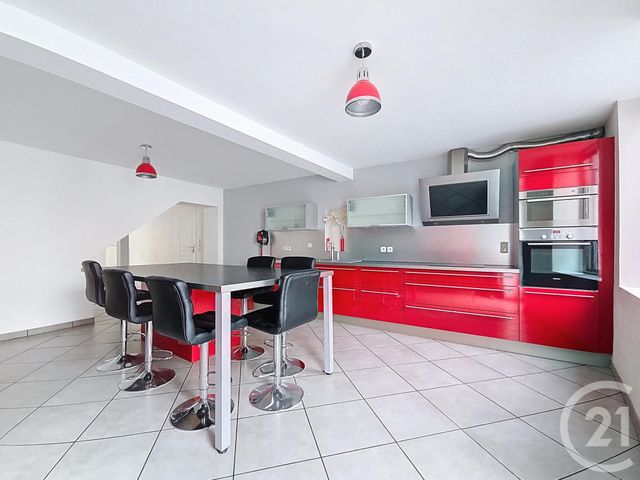 Maison &agrave; vendre - 7 pi&egrave;ces - 217,30 m2 - Mozac - 63 - AUVERGNE