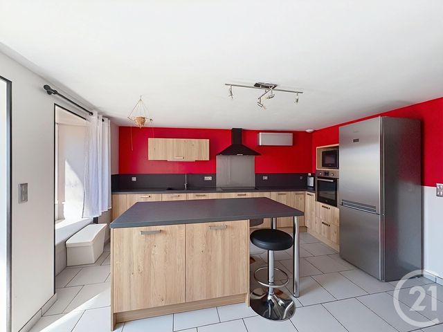 Maison &agrave; louer - 5 pi&egrave;ces - 157,44 m2 - Aydat - 63 - AUVERGNE