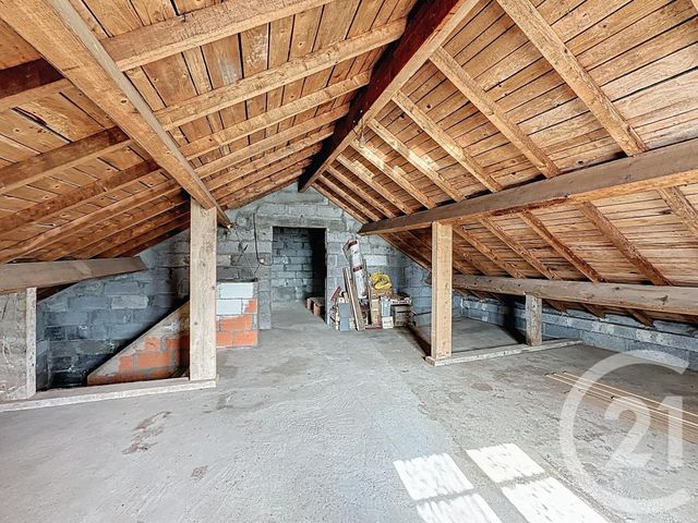 Maison &agrave; vendre - 5 pi&egrave;ces - 89 m2 - Volvic - 63 - AUVERGNE