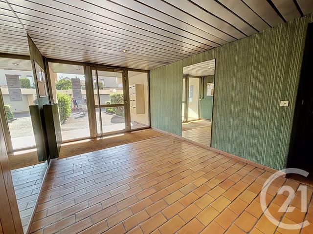 Appartement F2 &agrave; vendre - 2 pi&egrave;ces - 55,83 m2 - Riom - 63 - AUVERGNE