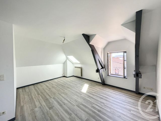 Appartement F3 &agrave; louer - 3 pi&egrave;ces - 40,77 m2 - Riom - 63 - AUVERGNE