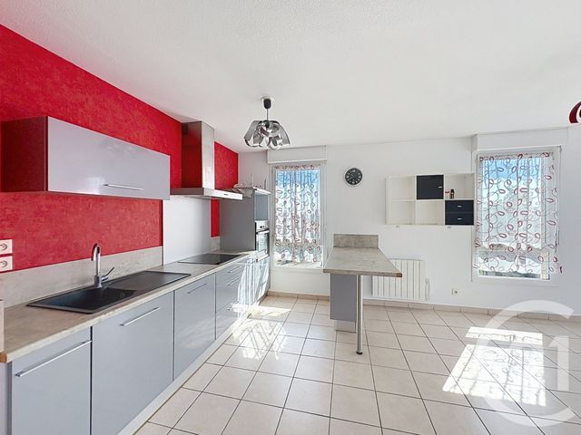 Appartement F2 &agrave; louer - 2 pi&egrave;ces - 43,32 m2 - Riom - 63 - AUVERGNE