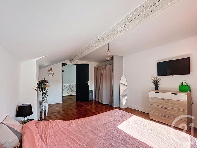 Maison &agrave; vendre - 7 pi&egrave;ces - 200 m2 - Mozac - 63 - AUVERGNE