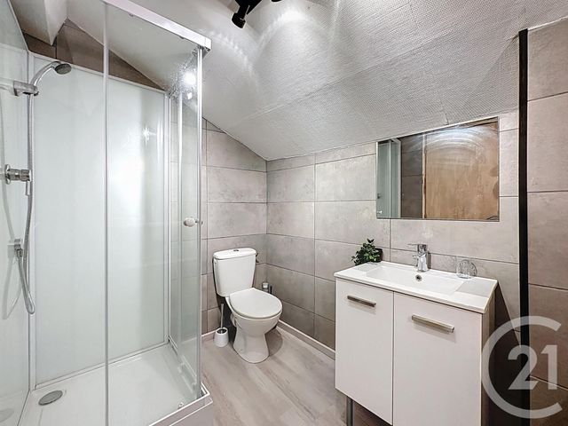 Maison &agrave; vendre - 7 pi&egrave;ces - 200 m2 - Mozac - 63 - AUVERGNE