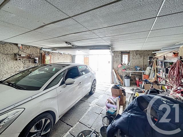 Maison &agrave; vendre - 7 pi&egrave;ces - 200 m2 - Mozac - 63 - AUVERGNE