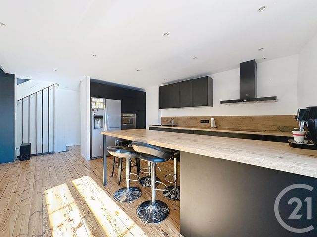 Maison &agrave; vendre - 7 pi&egrave;ces - 200 m2 - Mozac - 63 - AUVERGNE