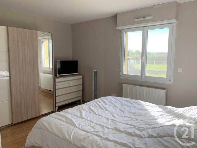 Maison &agrave; louer - 4 pi&egrave;ces - 101,36 m2 - Clerlande - 63 - AUVERGNE