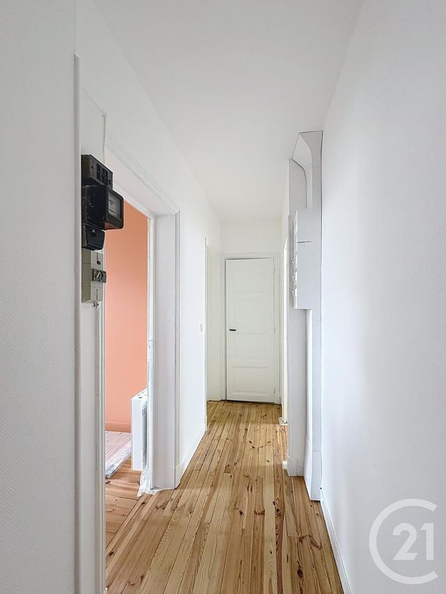 Appartement F2 &agrave; louer - 2 pi&egrave;ces - 34,37 m2 - Clermont Ferrand - 63 - AUVERGNE