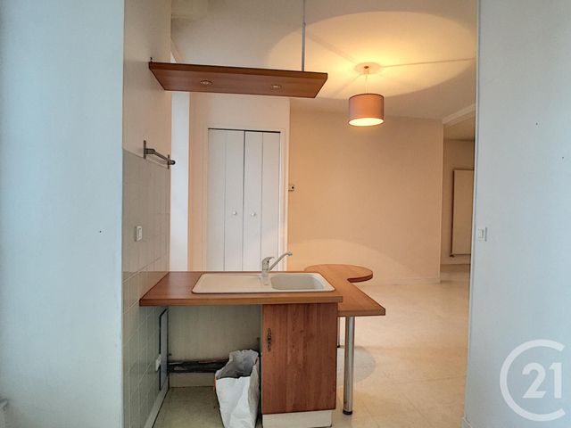 Appartement F2 &agrave; louer - 2 pi&egrave;ces - 54,17 m2 - Clermont Ferrand - 63 - AUVERGNE