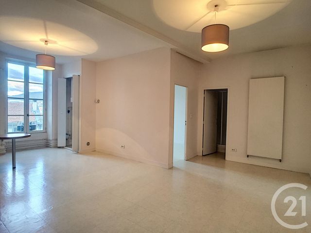 Appartement F2 &agrave; louer - 2 pi&egrave;ces - 54,17 m2 - Clermont Ferrand - 63 - AUVERGNE