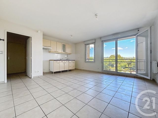 Appartement F2 &agrave; vendre - 2 pi&egrave;ces - 46,90 m2 - Riom - 63 - AUVERGNE