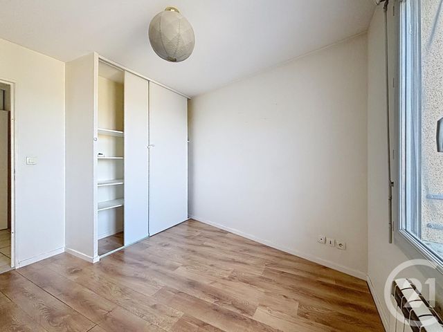 Appartement F2 &agrave; vendre - 2 pi&egrave;ces - 46,90 m2 - Riom - 63 - AUVERGNE
