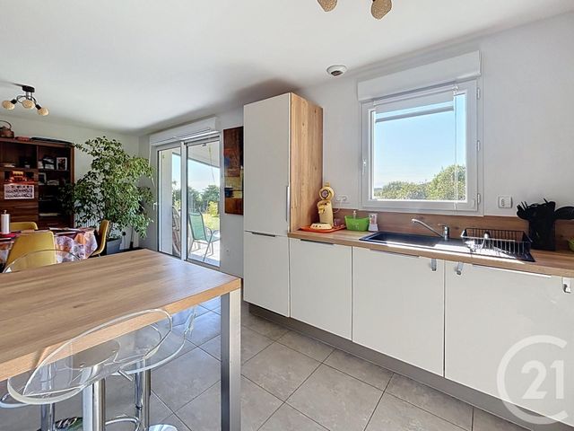 Maison &agrave; vendre - 4 pi&egrave;ces - 92,19 m2 - Charbonnieres Les Varennes - 63 - AUVERGNE