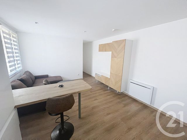 Appartement F2 &agrave; louer - 2 pi&egrave;ces - 36,70 m2 - Gerzat - 63 - AUVERGNE